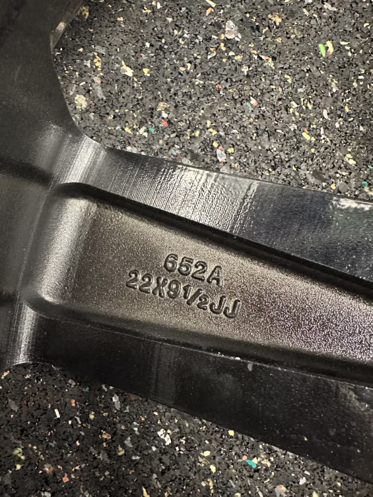 Inter Action alumiinivanteet 22″