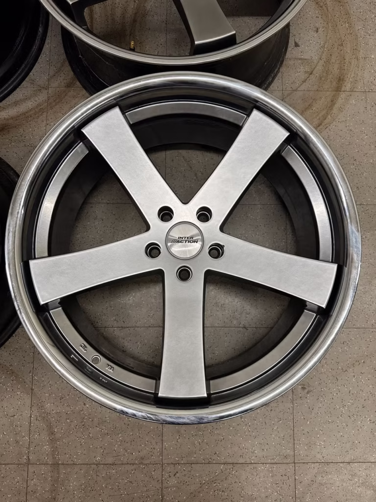 Inter Action alumiinivanteet 22″