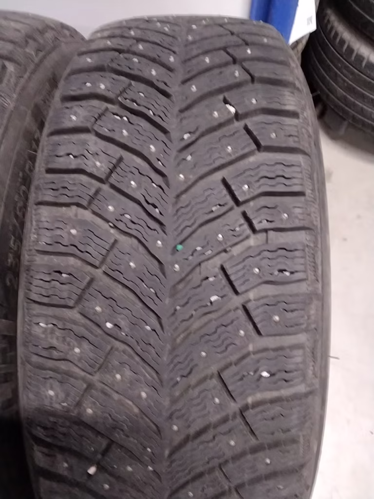 235/60R17 106T Michelin X-Ice North 4 SUV