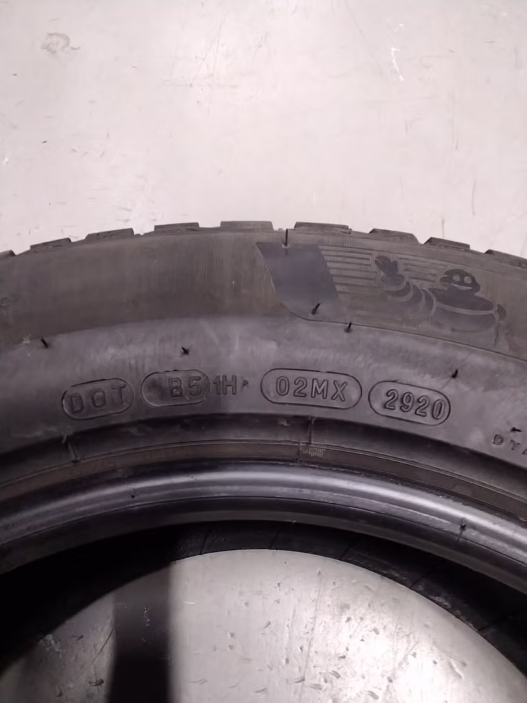 235/60R17 106T Michelin X-Ice North 4 SUV