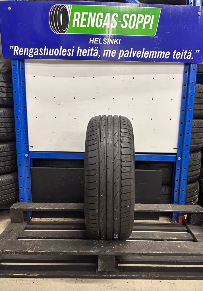 1 kpl Kesärengas 205/55R17 95V Nokian Tyres Hakka Blue 3