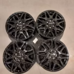 Uudet Dezent KH Black 18″ Alumiinivanteet