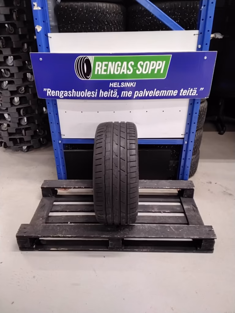 235/40R19 96W HANKOOK VENTUS S1 EVO3