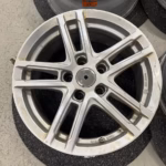 Dezent alumiinivanteet 16